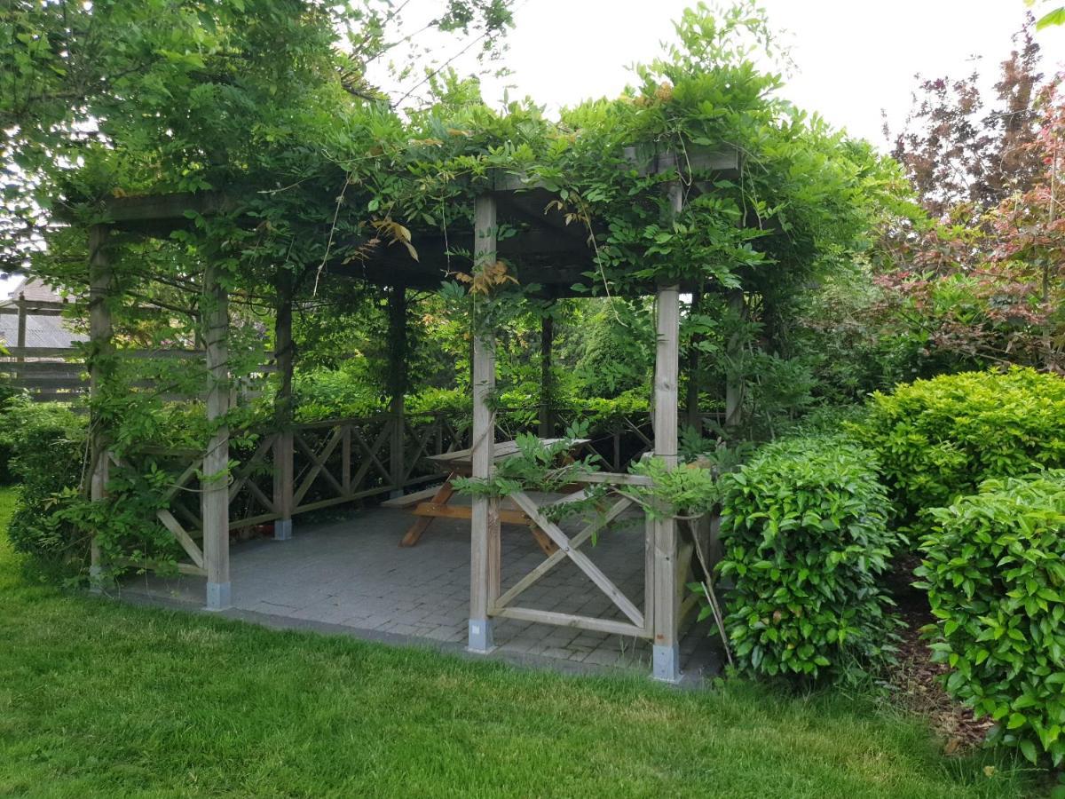 B&B Secret Garden Adults Only Voeren Exterior photo